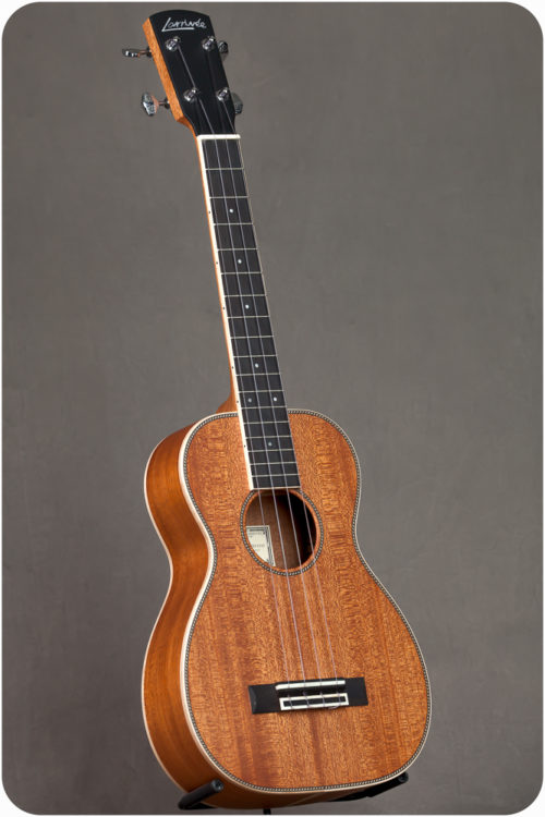 larrivee baritone ukulele